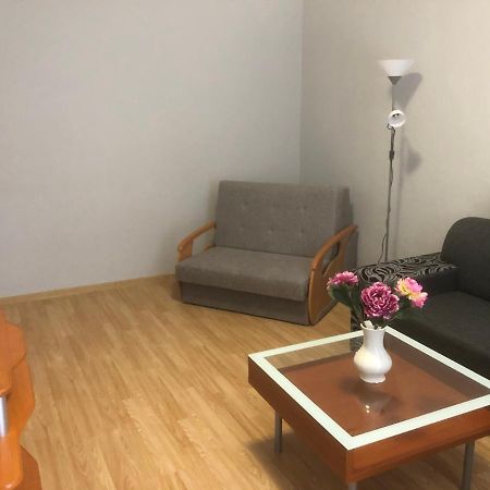 Apartman Bea, Snp 12 Veľky Krtis Εξωτερικό φωτογραφία